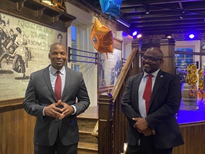 left: Gil Singletary, Vice Chancellor for Academic Affairs and right: Adegoke Adeniji, Dean, South University School of Pharmacy